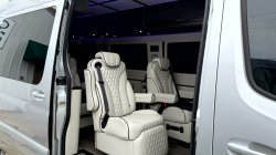 luxury_executive_van_new_3
